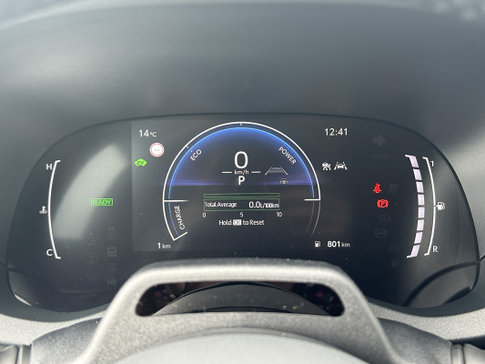 TOYOTA Yaris 1.5 Trend e-CVT-image-9