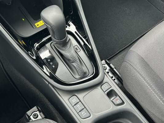 TOYOTA Yaris 1.5 Trend e-CVT-image-13