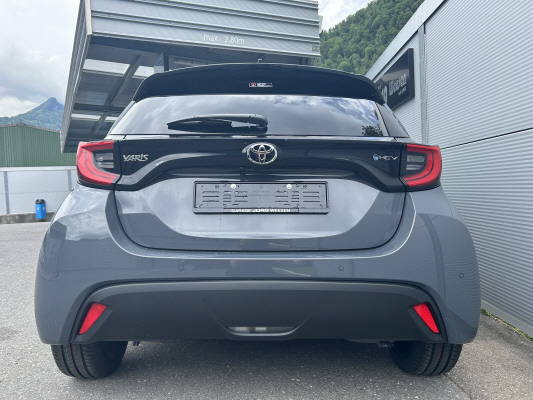 TOYOTA Yaris 1.5 Trend e-CVT-image-4