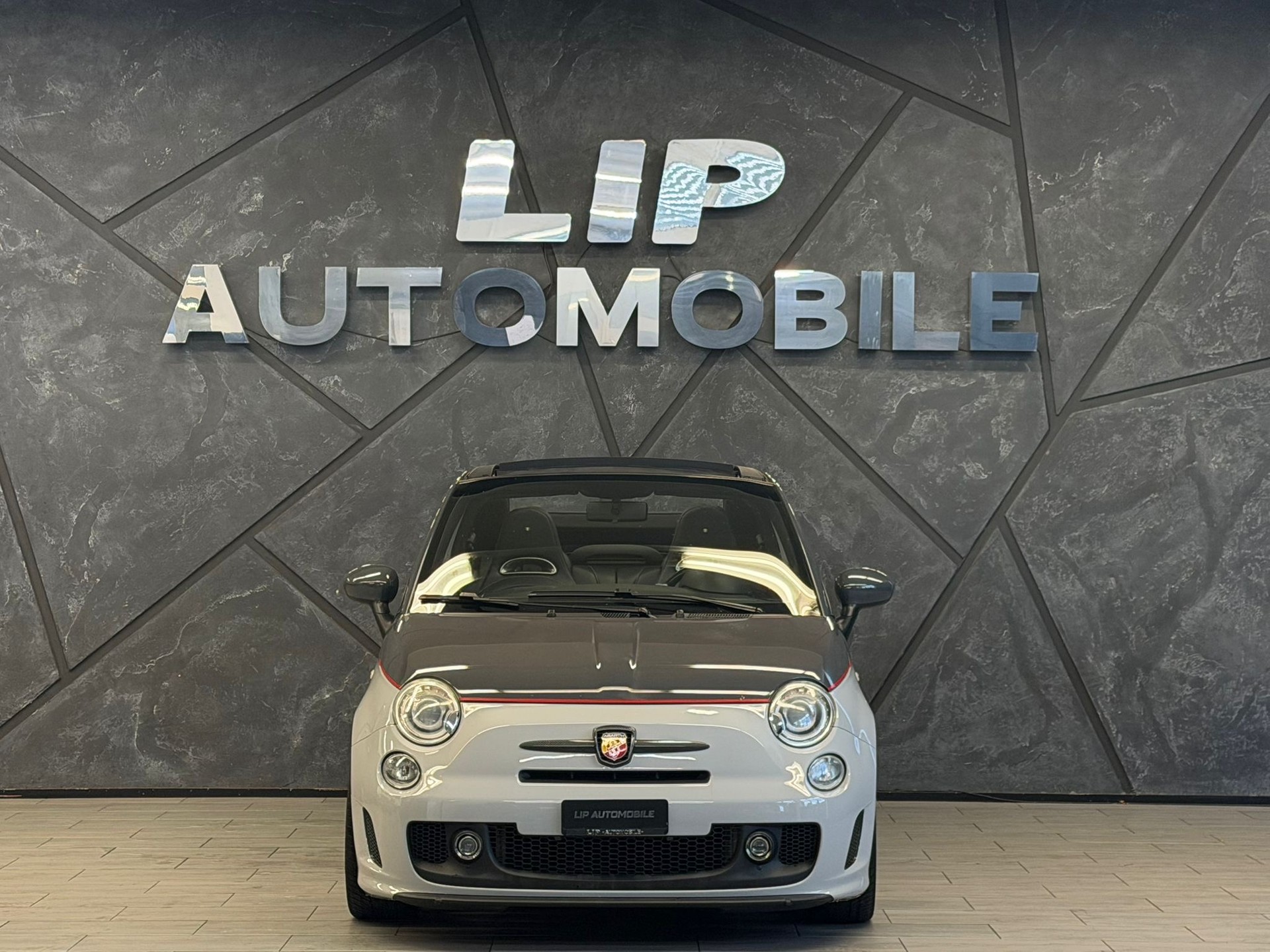 FIAT 500C 1.4 16V Turbo Abarth Dualogic-image-1