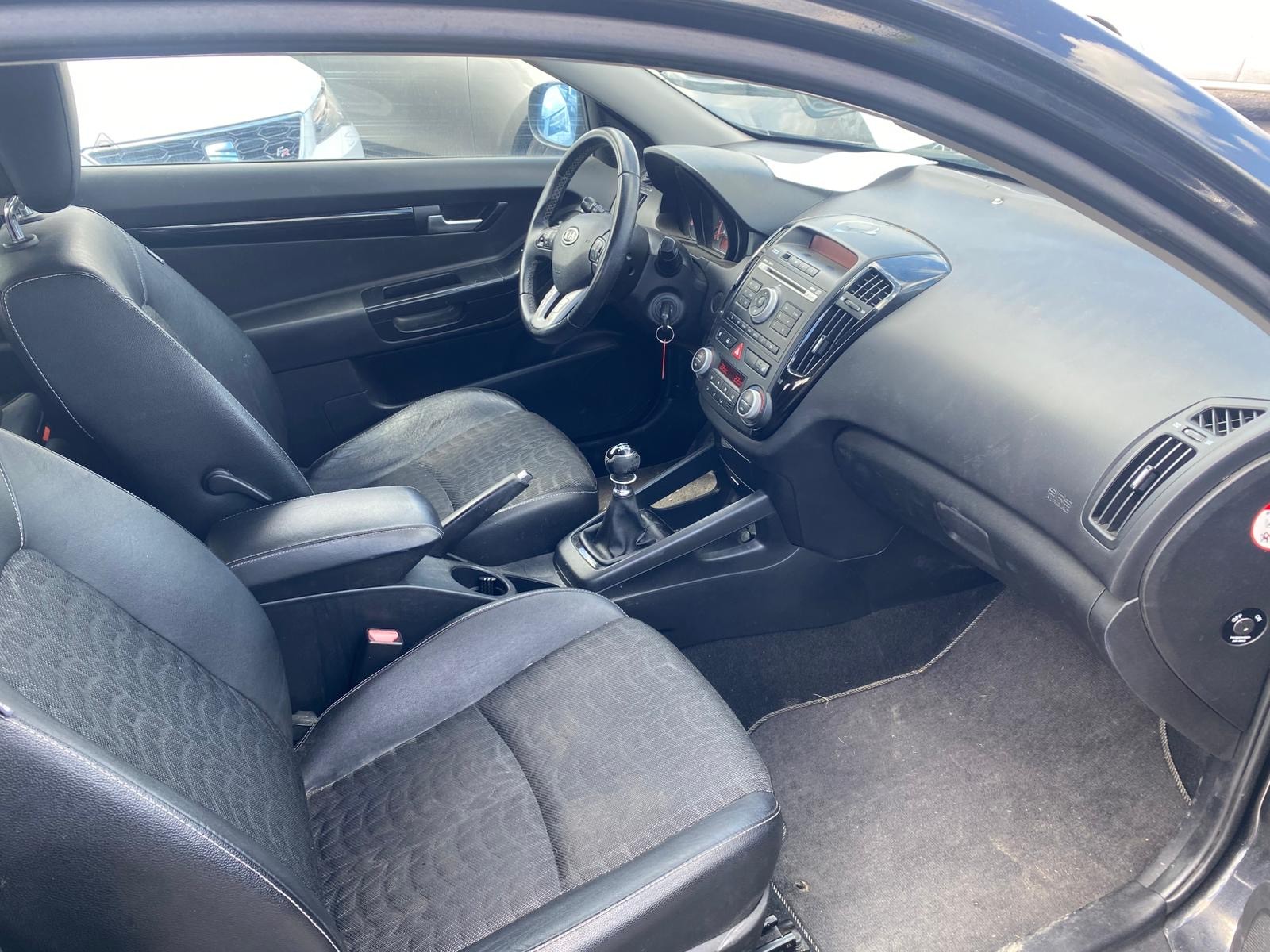 KIA Pro_Cee'd 1.6 16V Sport-image-7