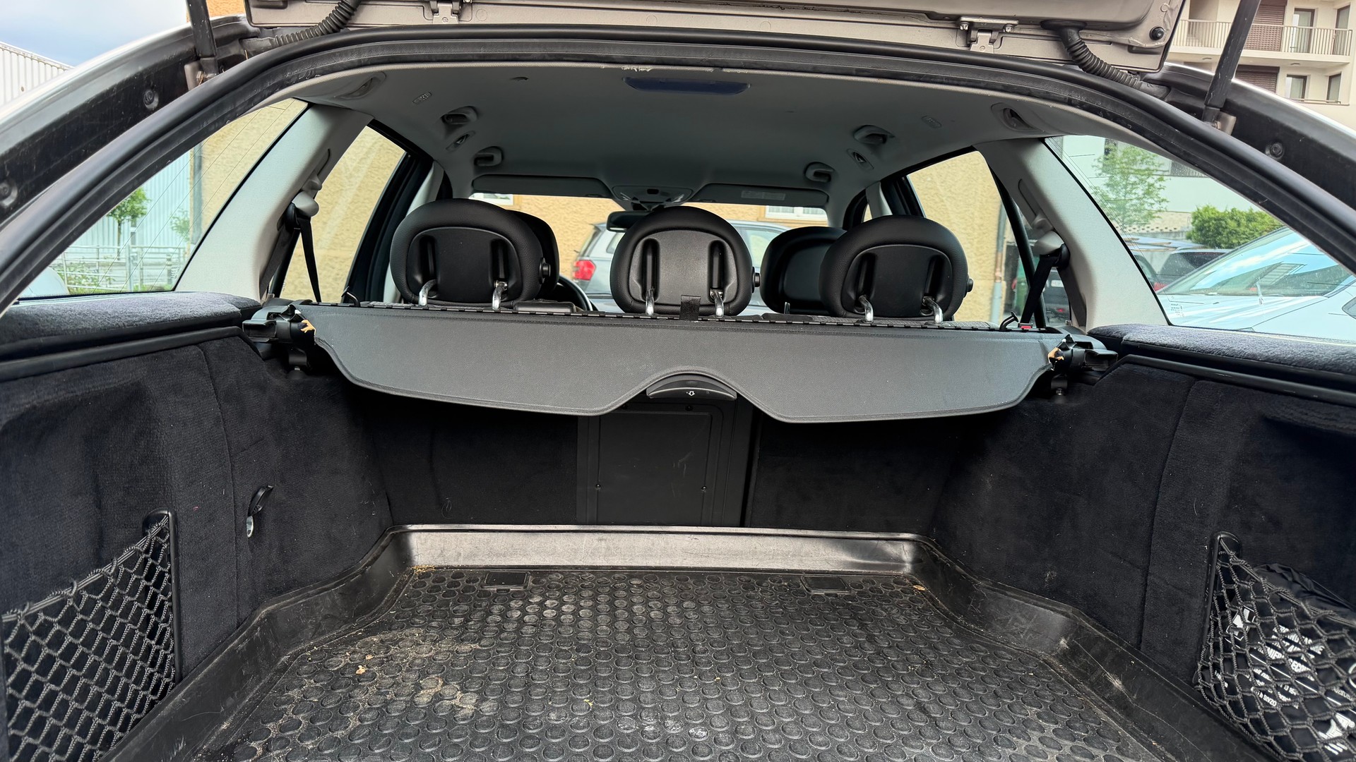 MERCEDES-BENZ C 180 Kompressor Avantgarde-image-10