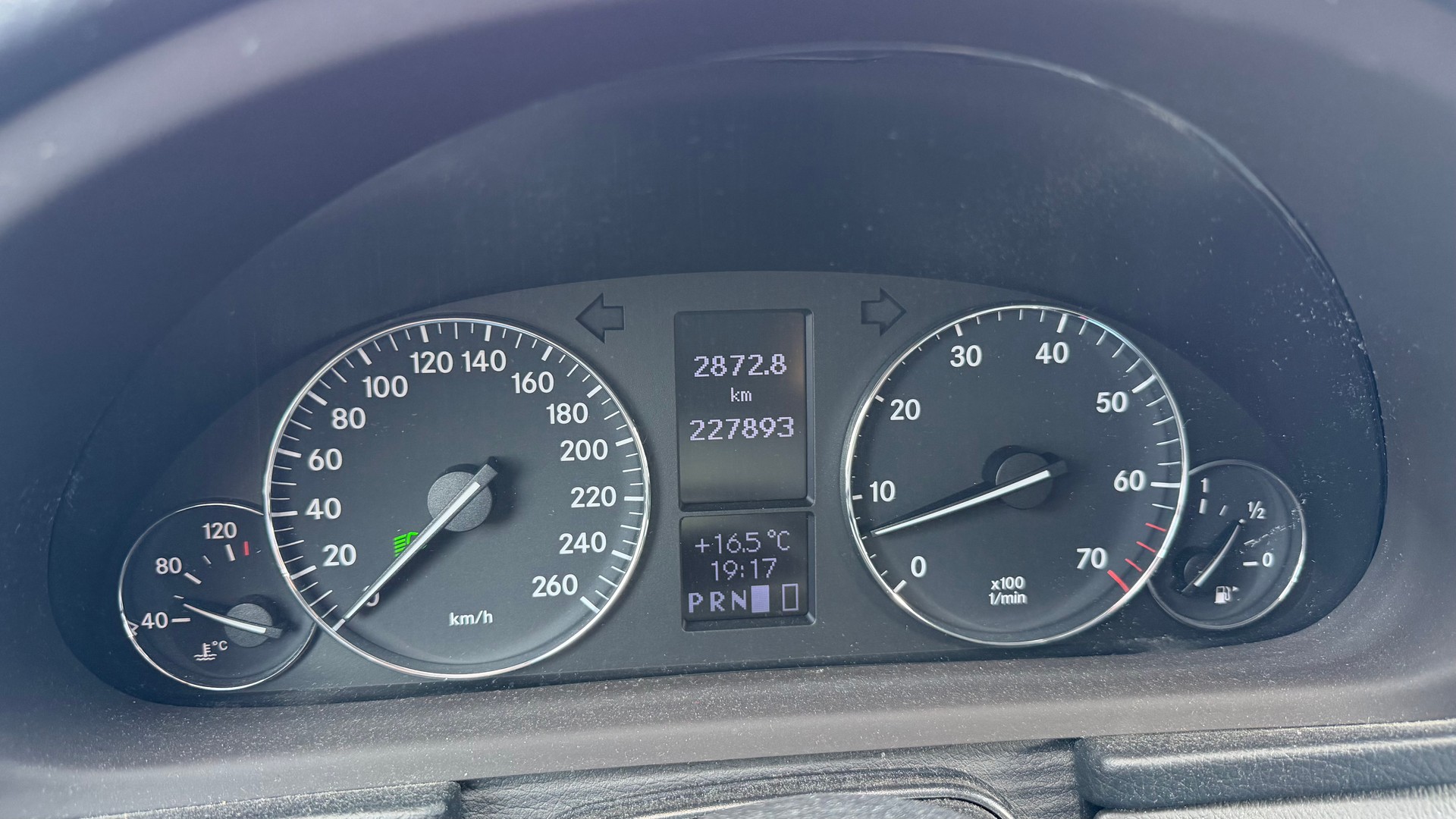 MERCEDES-BENZ C 180 Kompressor Avantgarde-image-13