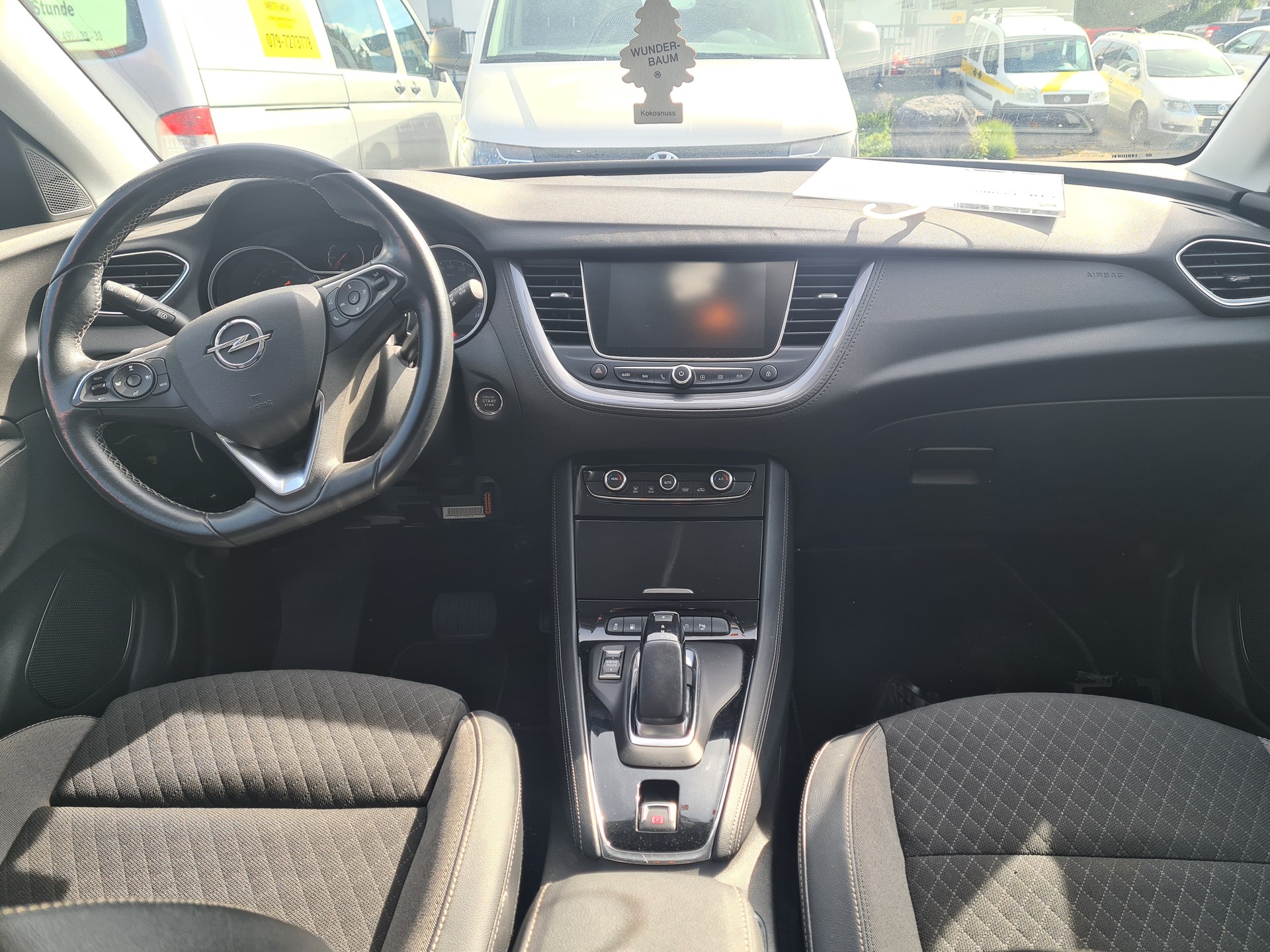OPEL Grandland X 1.6 Hybrid4 Excellence Automatik-image-6