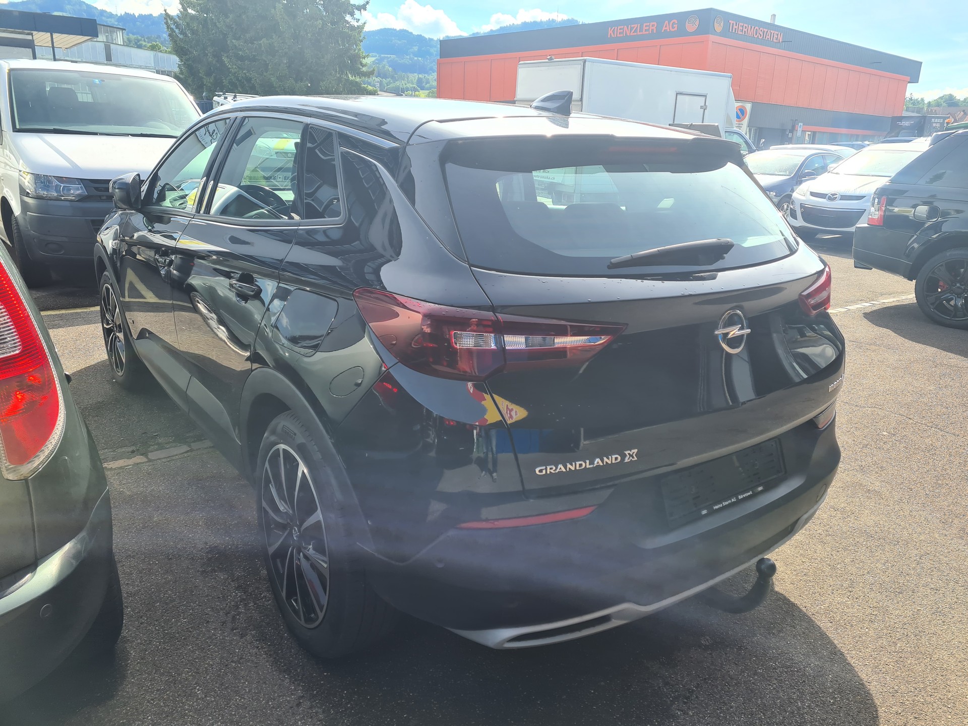 OPEL Grandland X 1.6 Hybrid4 Excellence Automatik-image-3