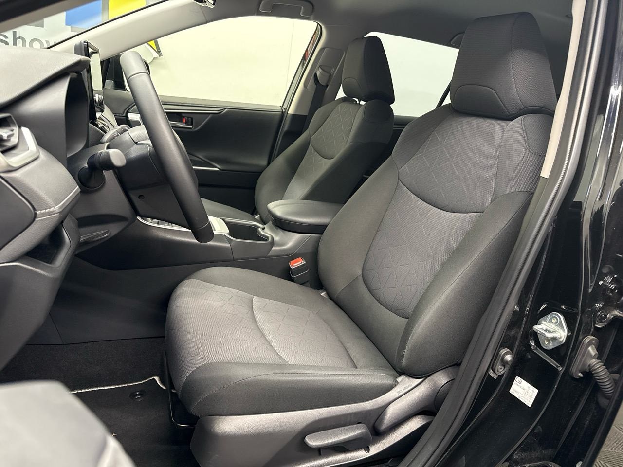 TOYOTA RAV-4 2.5 HSD Style e-CVT 4WD-image-3