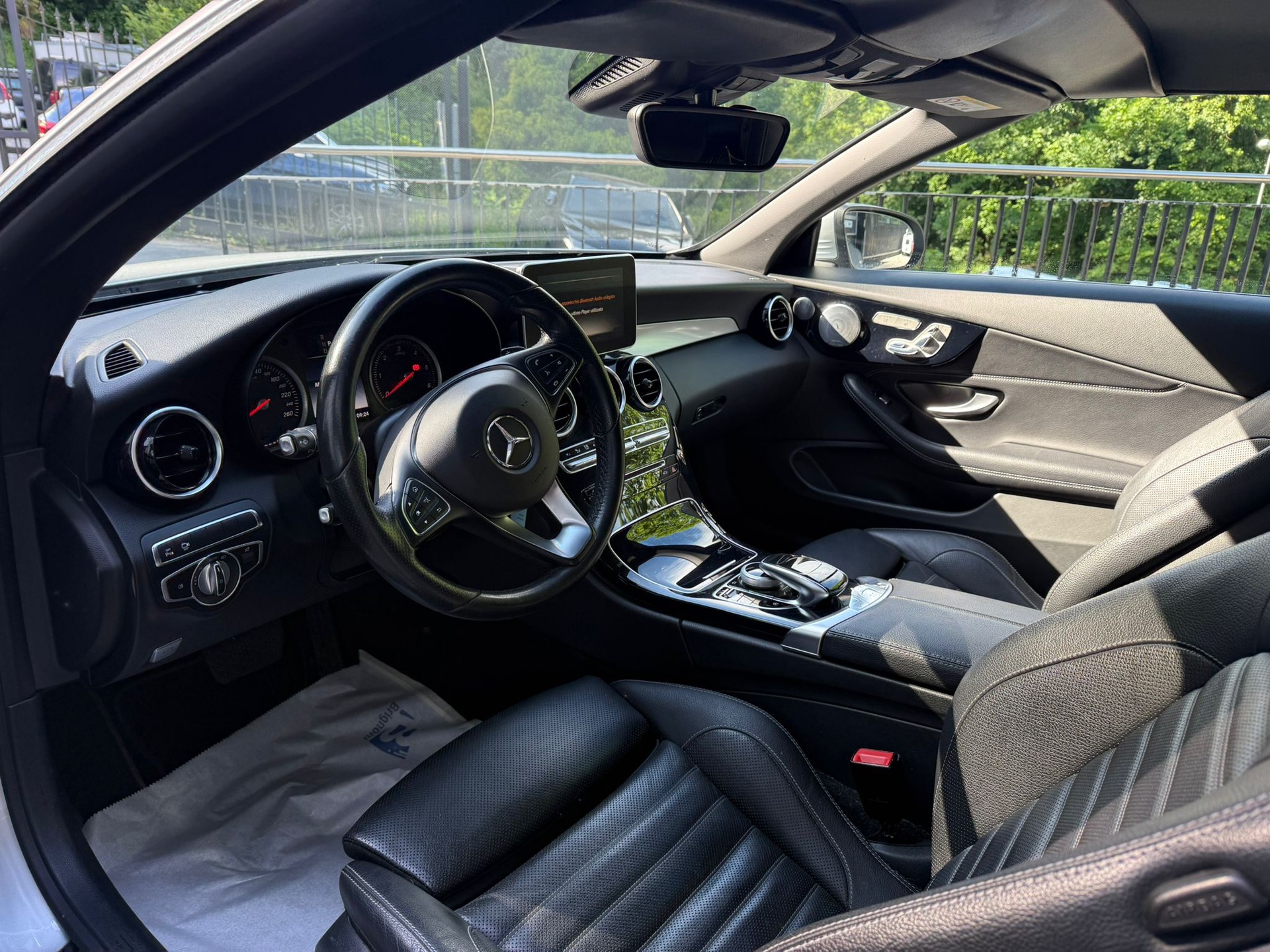 MERCEDES-BENZ C 220 d Cabriolet 9G-Tronic-image-6