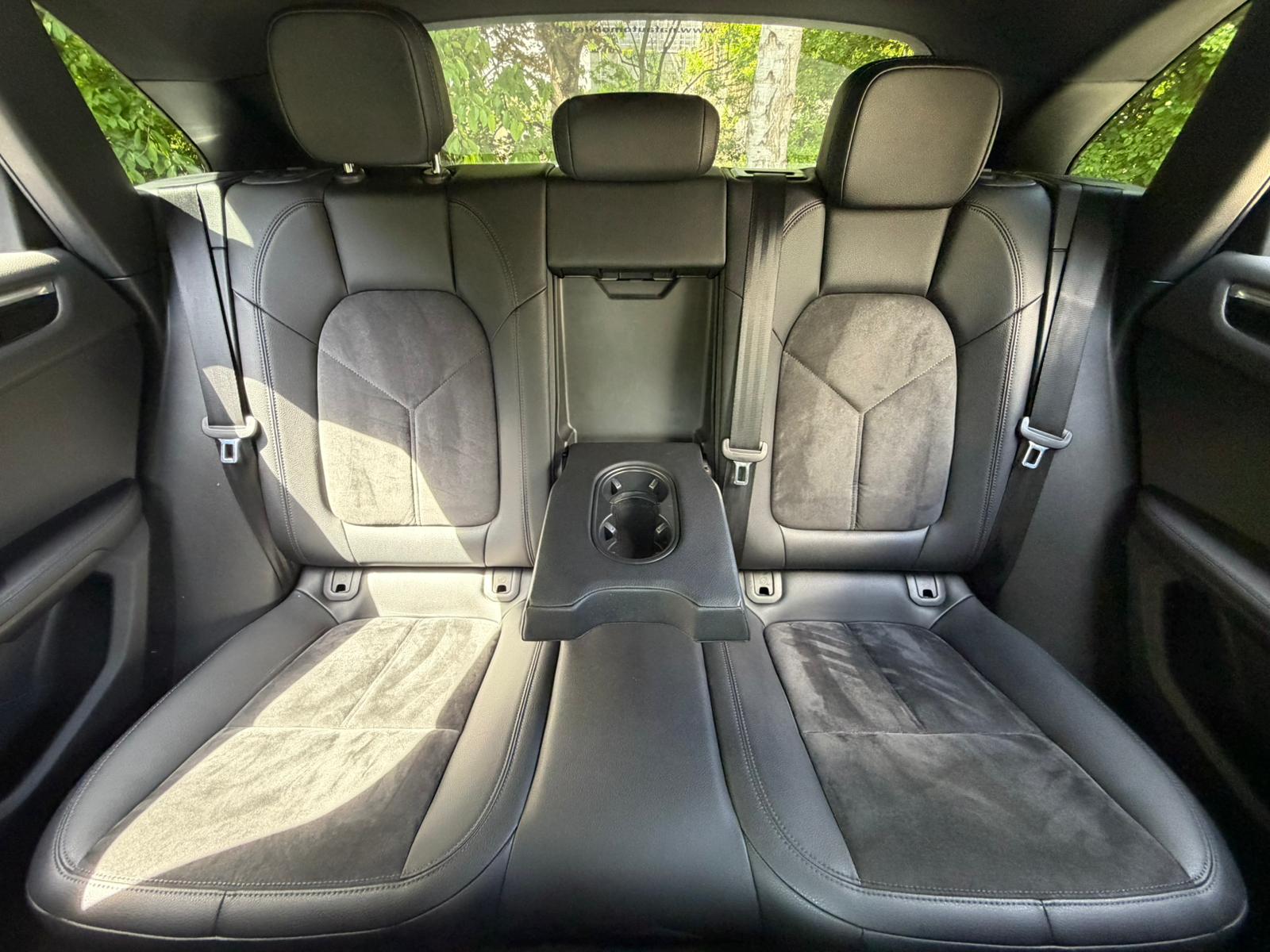 PORSCHE Macan S PDK-image-19
