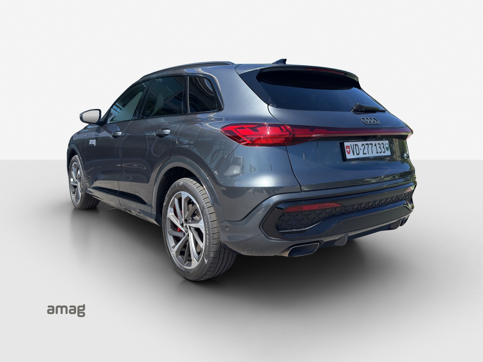 AUDI Q5 e-hybrid quattro 270 kW S-tronic-image-3