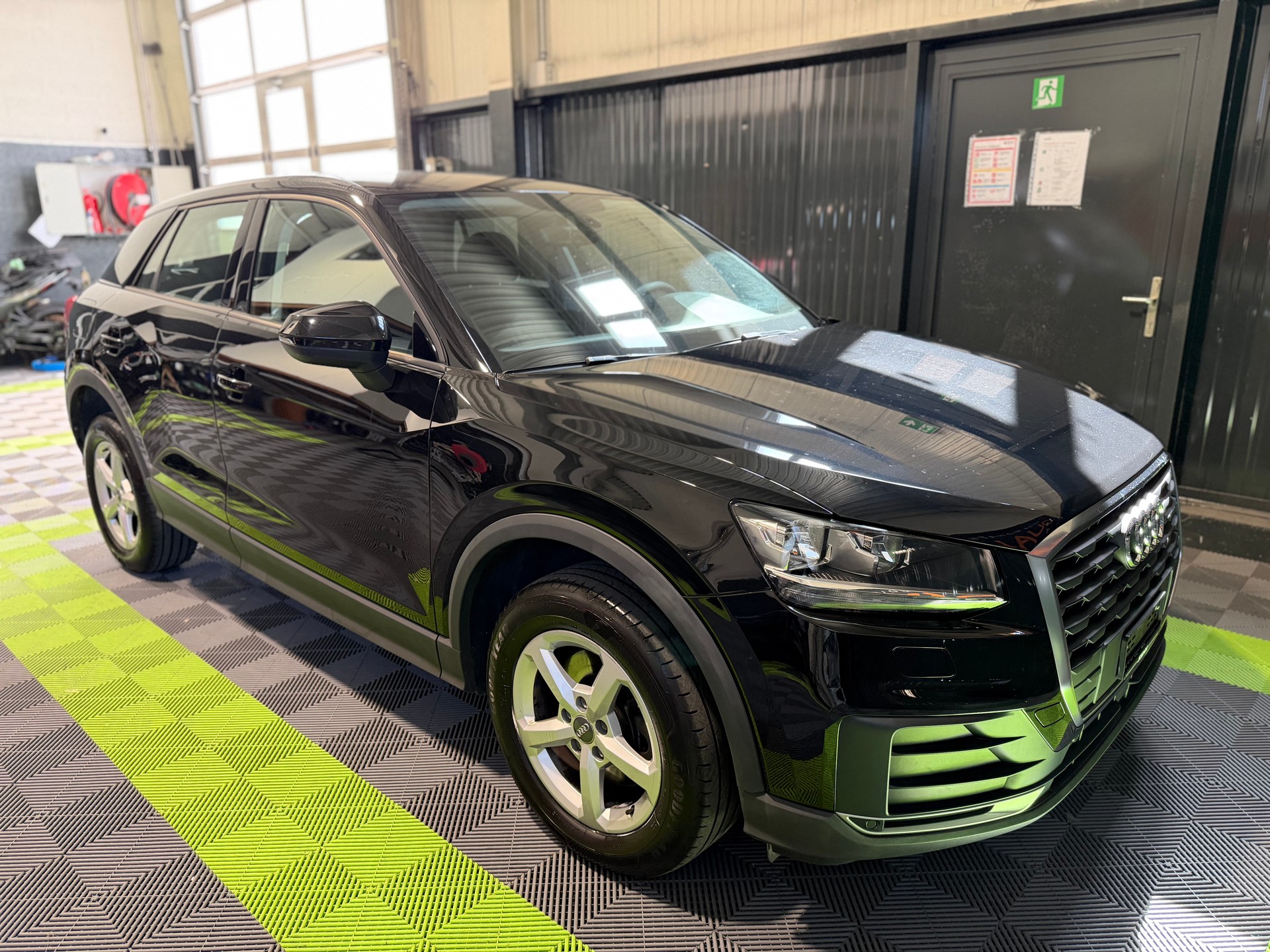 AUDI Q2 35 TFSI S-tronic-image-4