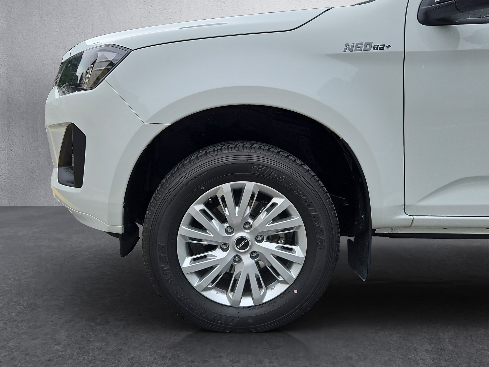 ISUZU D-MAX 1.9 CrewCab N60BB+ 4x4-image-24