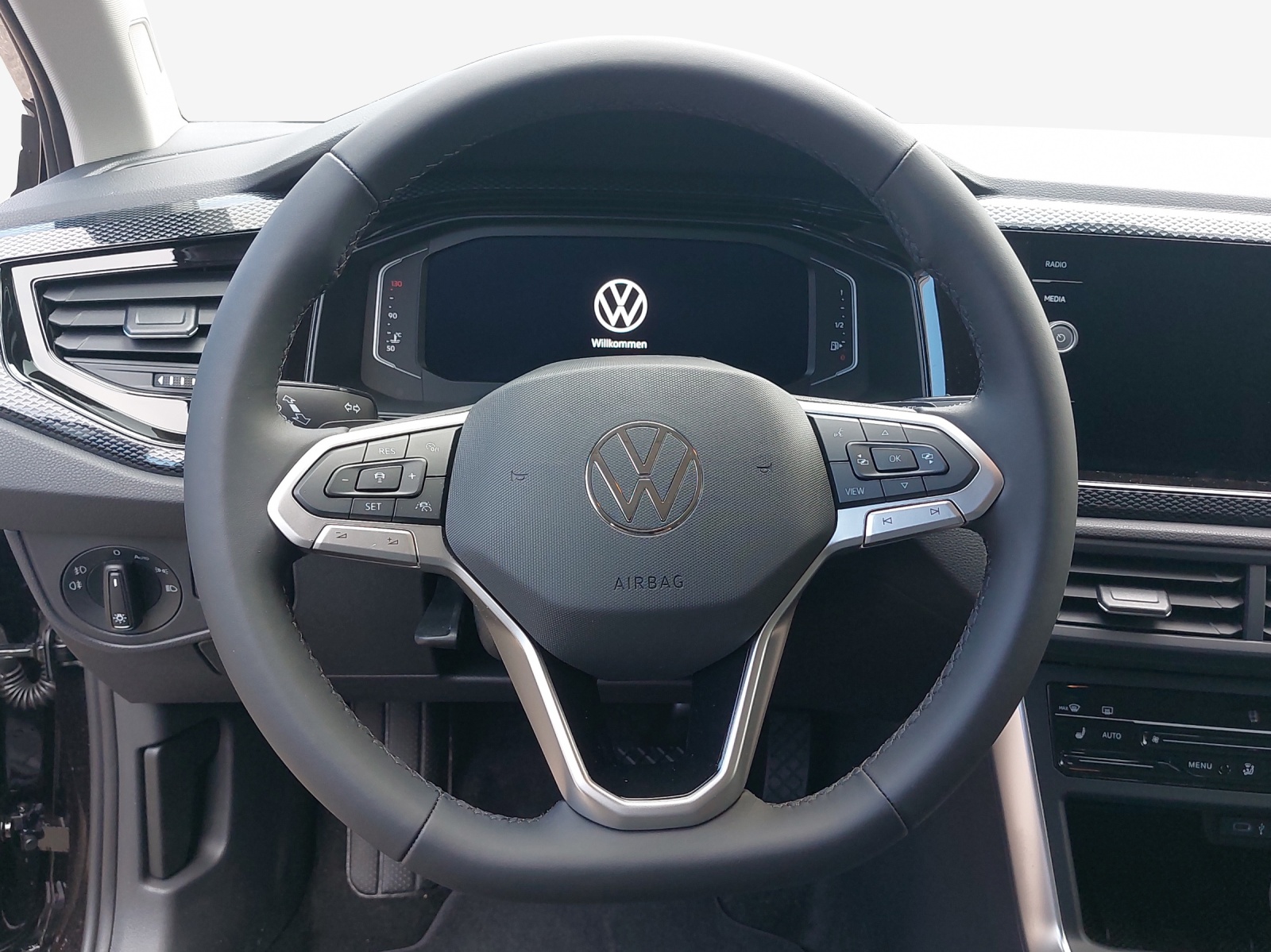 VW Polo 1.0 TSI Life DSG-image-9