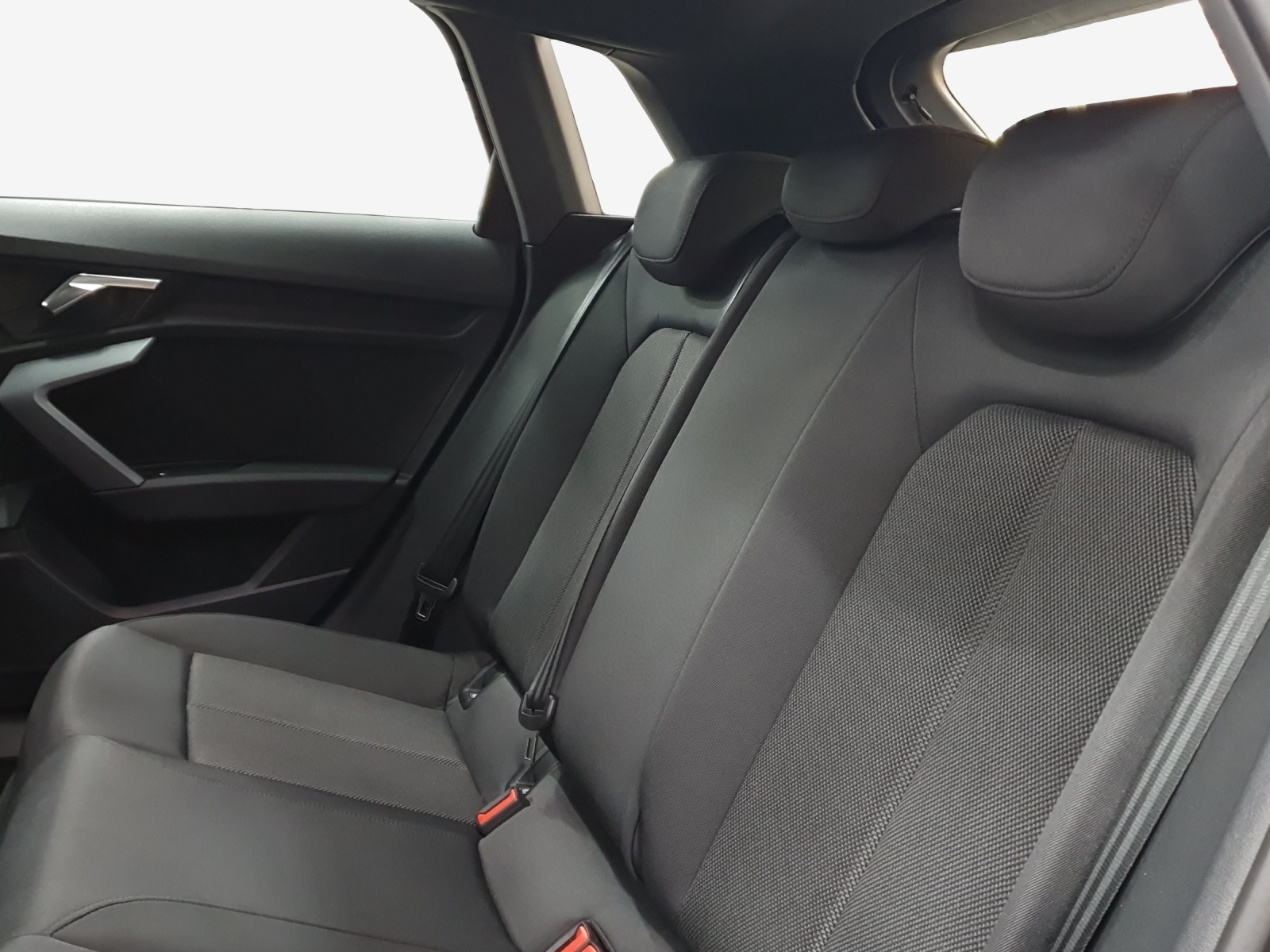 AUDI A3 Sportback TFSI 110 kW Attraction S tronic-image-11