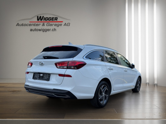 HYUNDAI i30 W 1.0 T-GDi AmpliaDCT-image-9