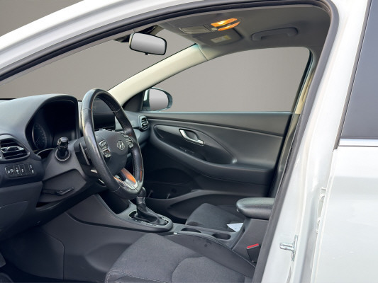 HYUNDAI i30 W 1.0 T-GDi AmpliaDCT-image-4
