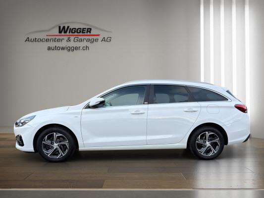 HYUNDAI i30 W 1.0 T-GDi AmpliaDCT-image-1