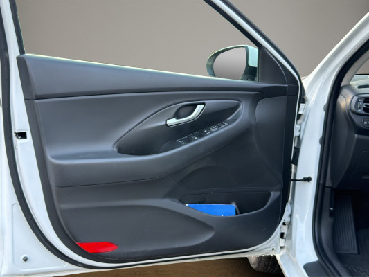 HYUNDAI i30 W 1.0 T-GDi AmpliaDCT-image-3