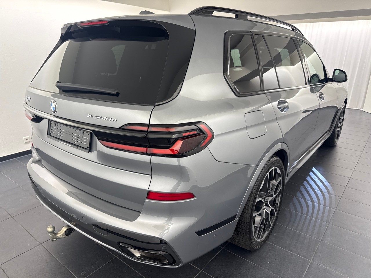 BMW X7 xDr 48 40d M Sport Pro inkl. AHK-image-2