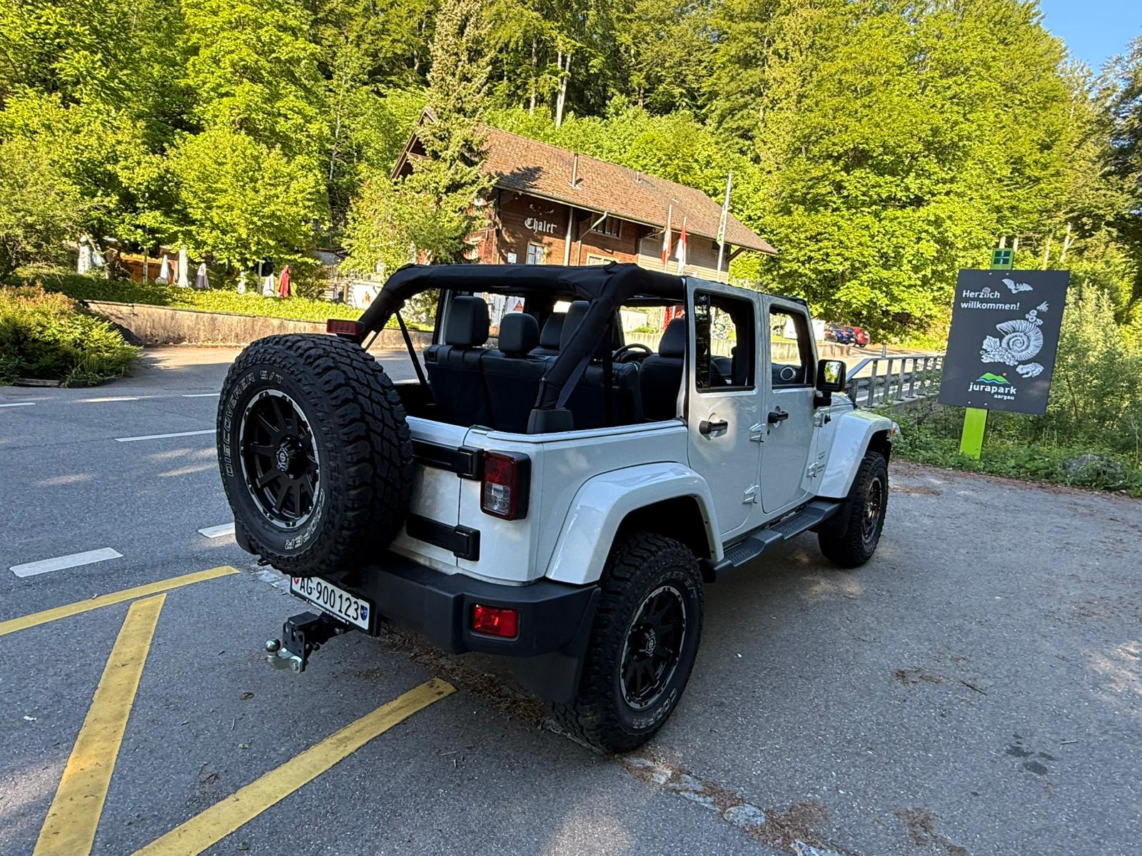 JEEP 2.8 CRD Sahara Unlimited-image-4