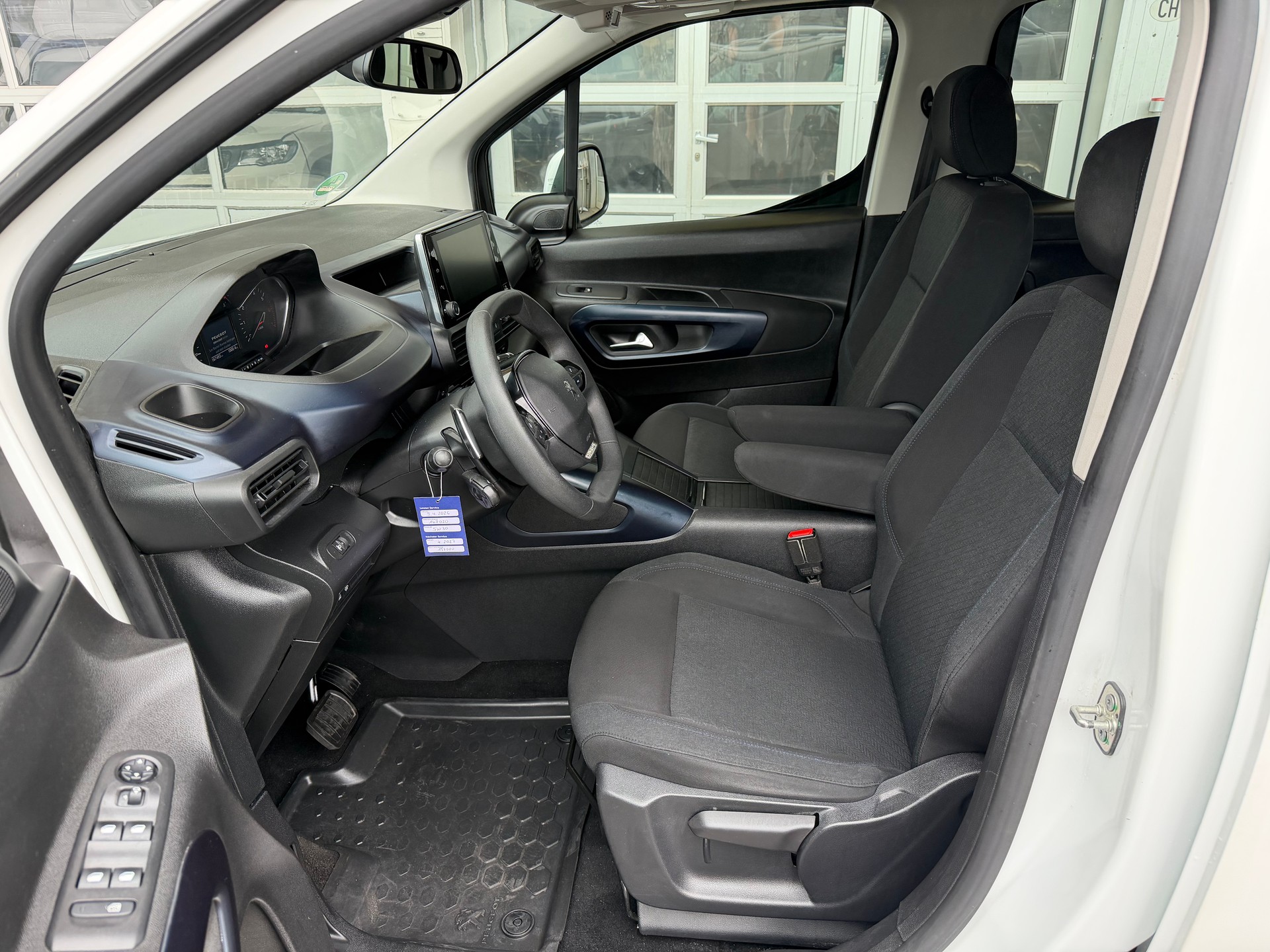 PEUGEOT Rifter Long 1.5 BlueHDi 7PL Active EAT8-image-7