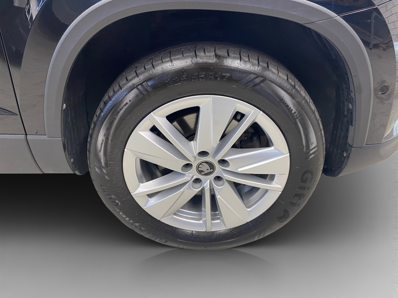 SKODA Karoq 2.0 TDI CR Style 4x4 DSG-image-14
