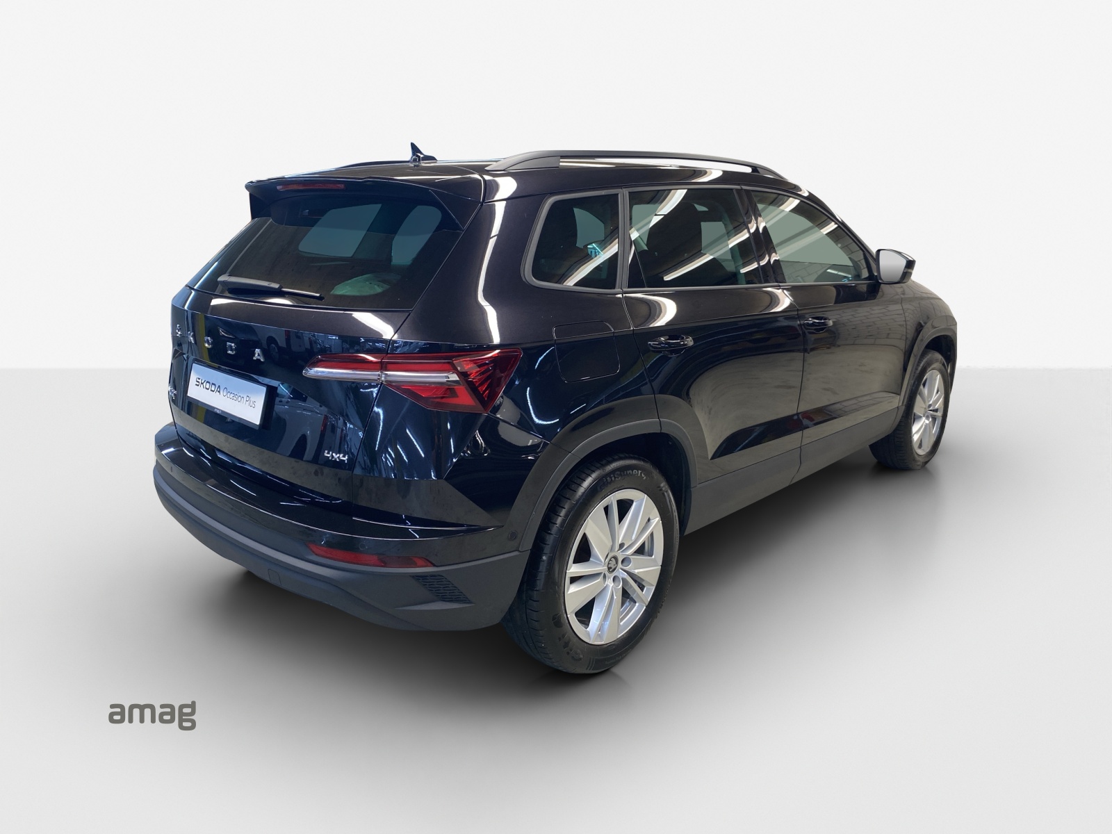 SKODA Karoq 2.0 TDI CR Style 4x4 DSG-image-4