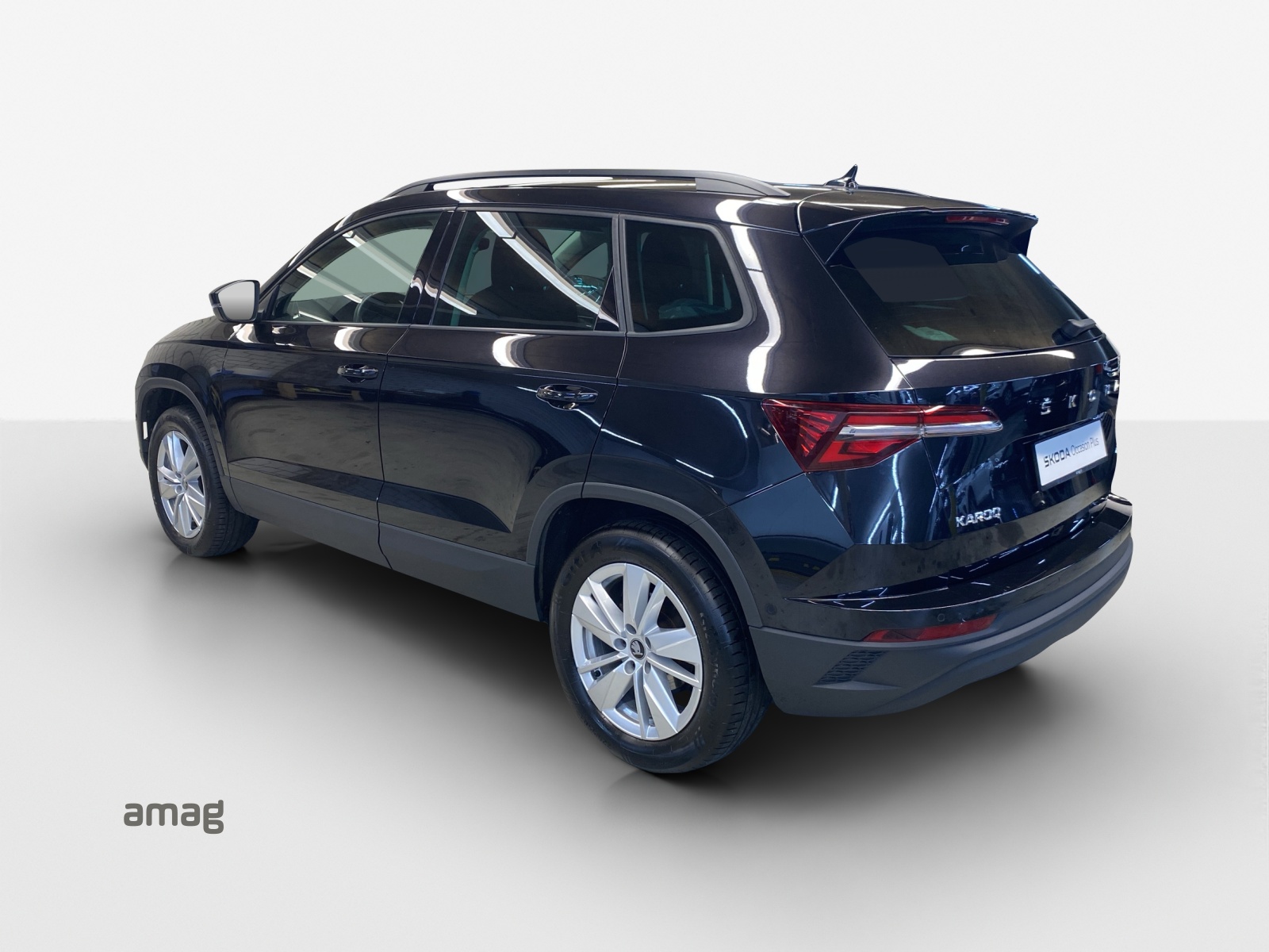 SKODA Karoq 2.0 TDI CR Style 4x4 DSG-image-2