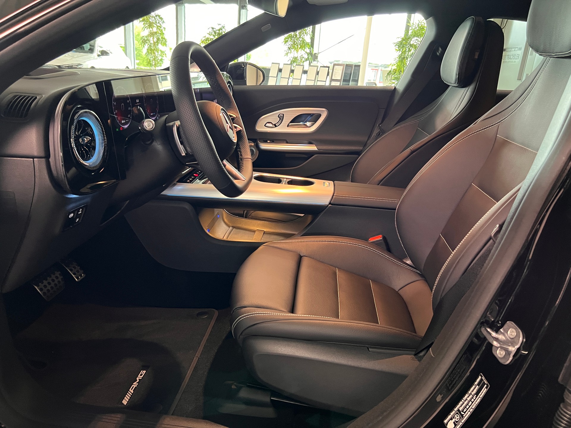 MERCEDES-BENZ CLA Shooting Brake 220 4Matic 8G-DCT-image-8