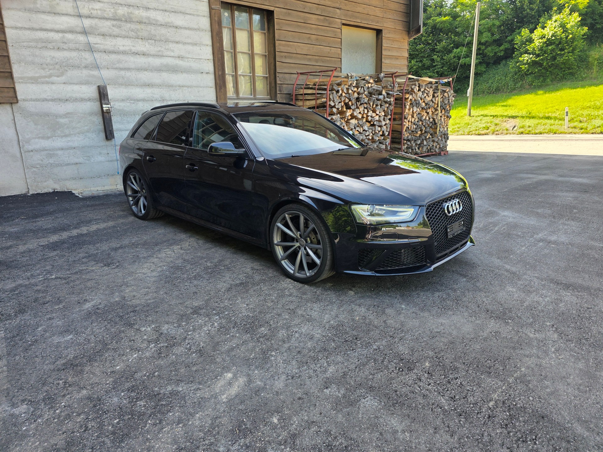 AUDI RS4 Avant 4.2 FSI V8 quattro S-tronic-image-0