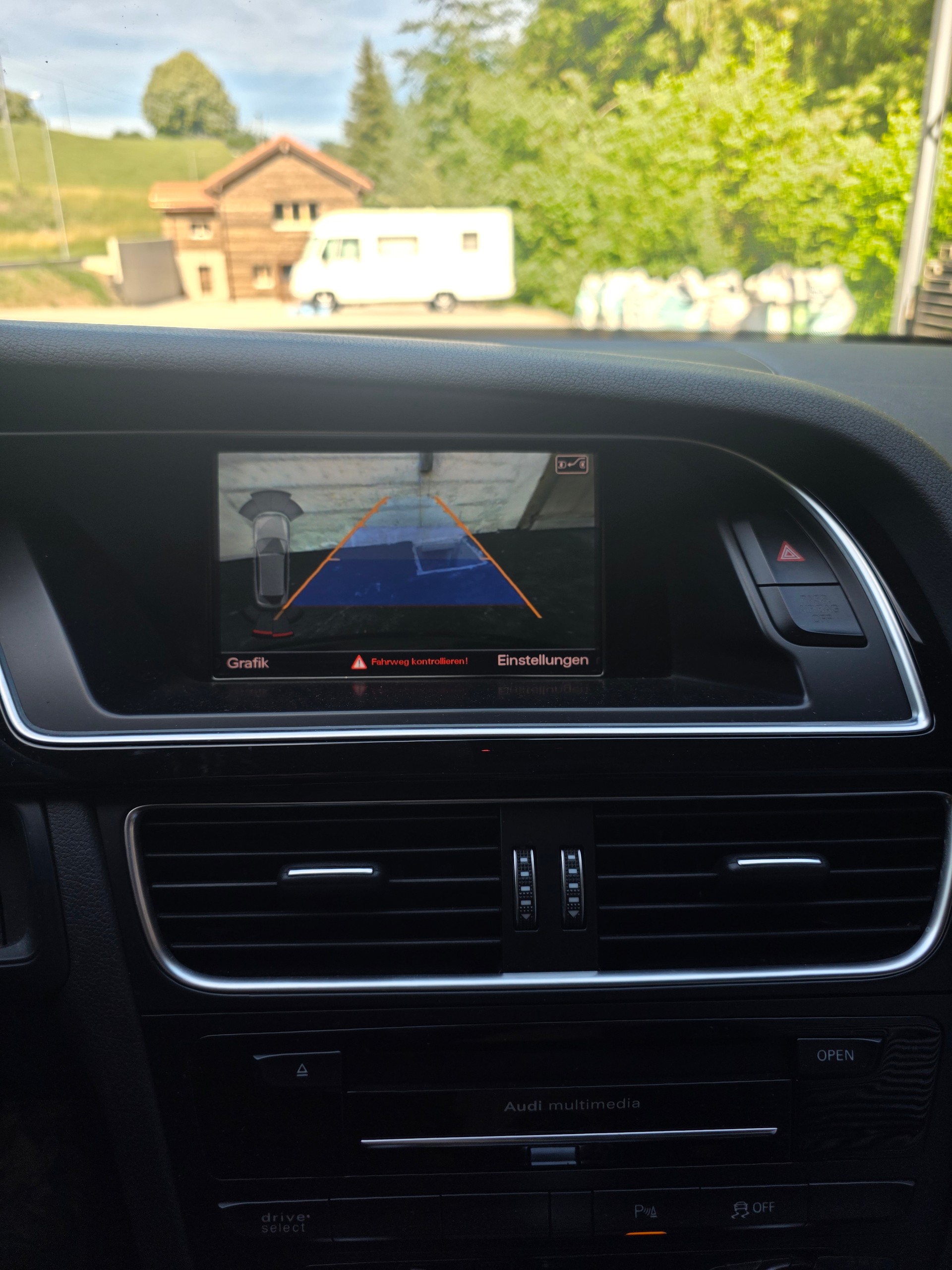 AUDI RS4 Avant 4.2 FSI V8 quattro S-tronic-image-10