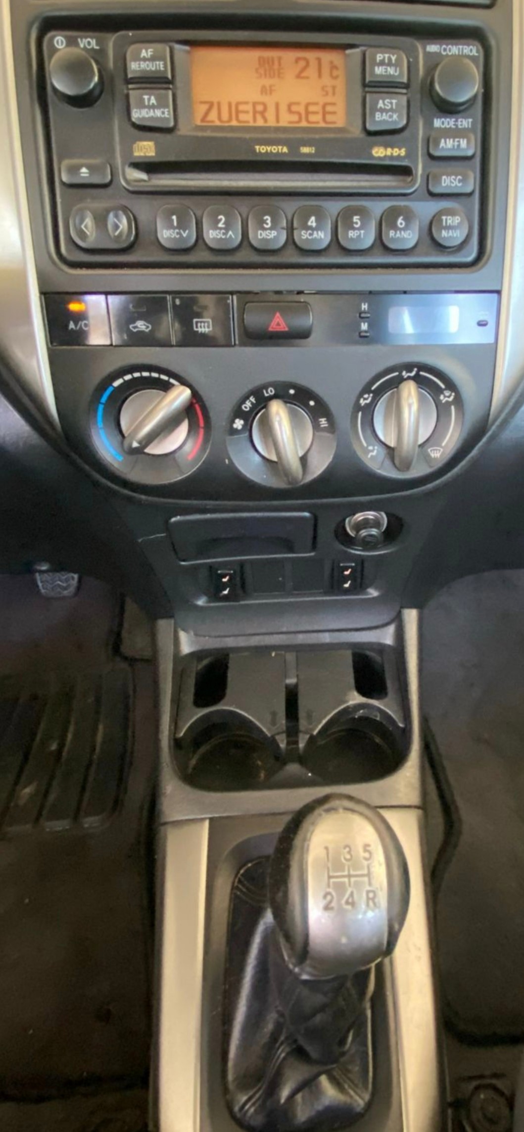 TOYOTA RAV-4 2.0 16V Linea Terra-image-8