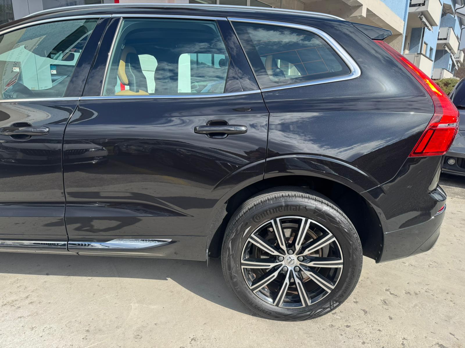 VOLVO XC60 T8 eAWD Inscription Geartronic-image-9