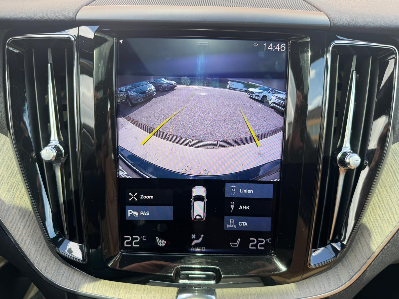 VOLVO XC60 T8 eAWD Inscription Geartronic-image-23
