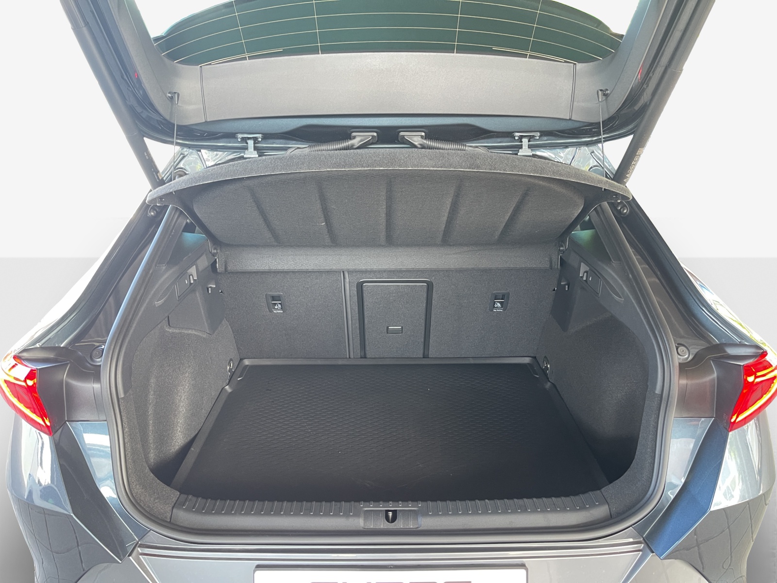 CUPRA Formentor 1.5 TSI DSG-image-12