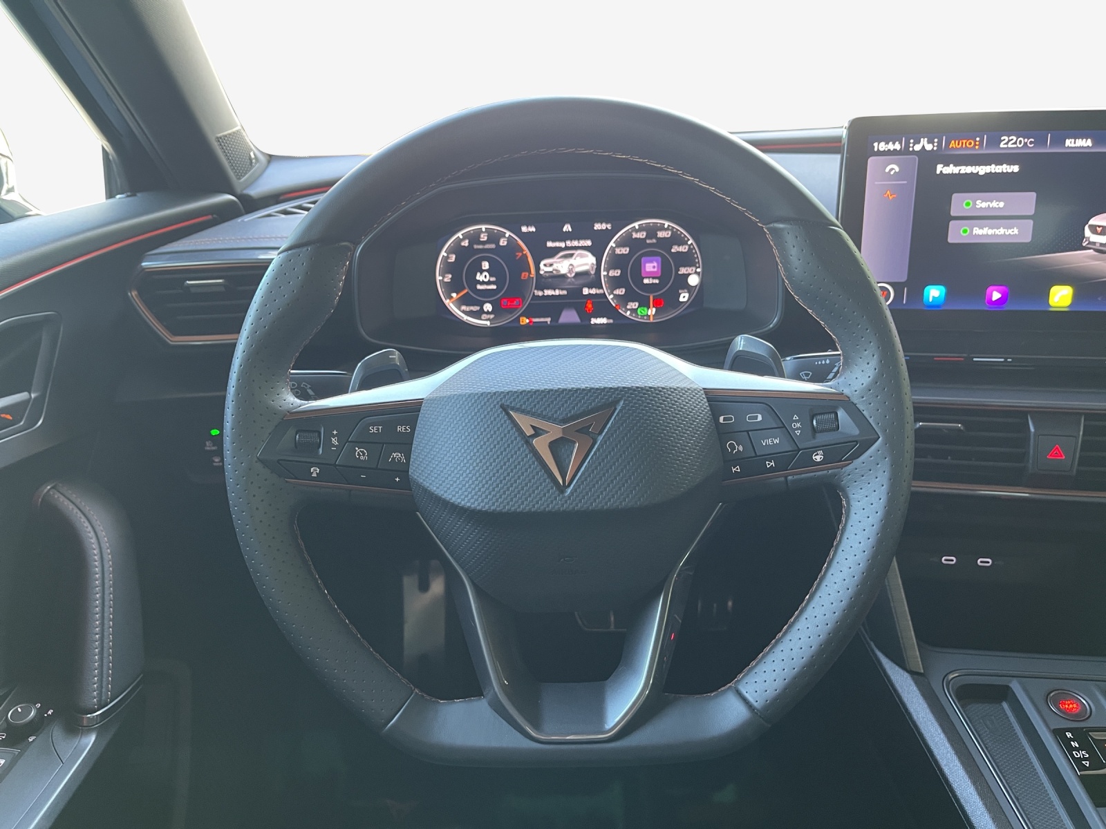 CUPRA Formentor 1.5 TSI DSG-image-9