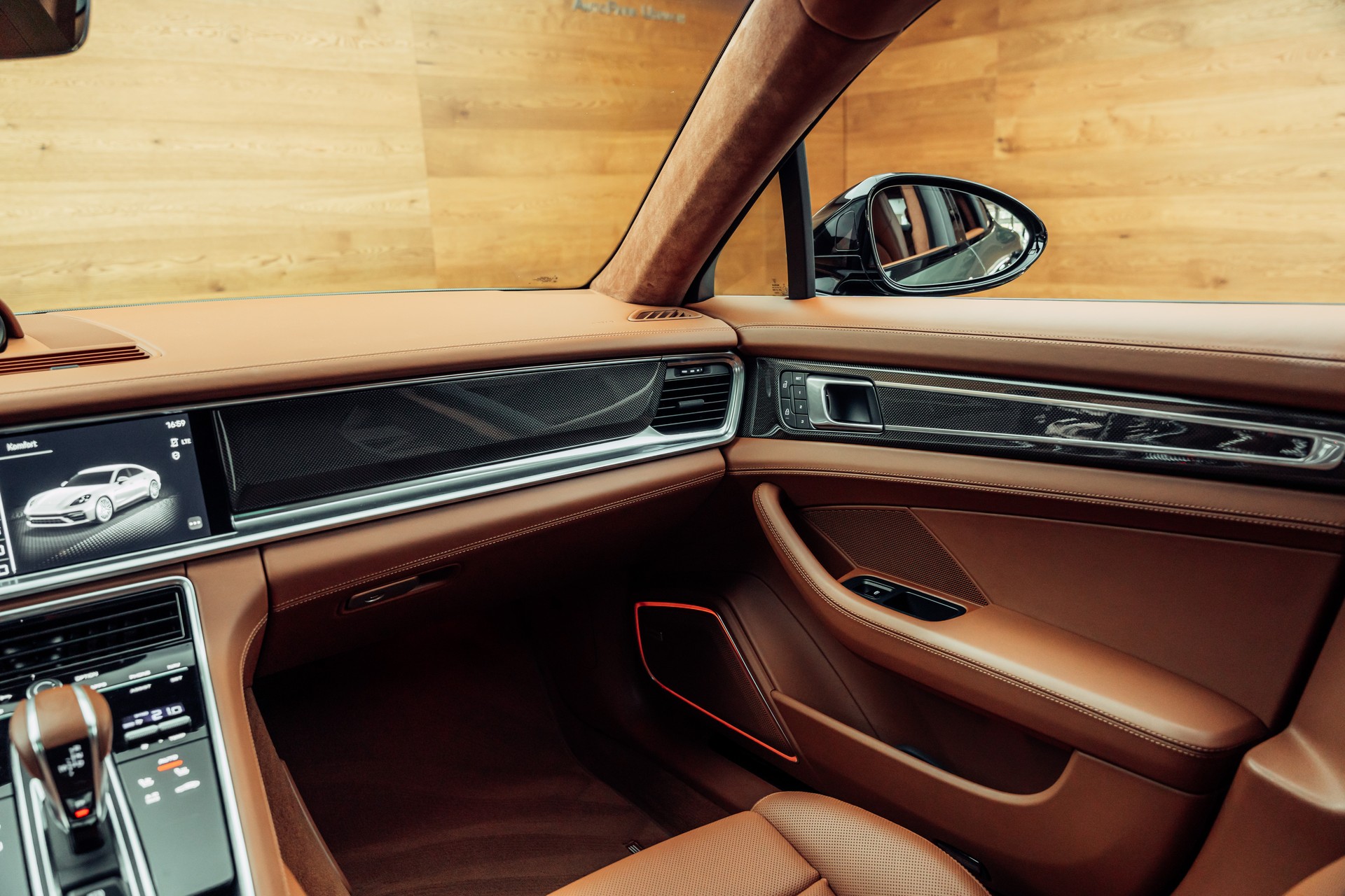 PORSCHE Panamera GTS PDK Aventuringrün-image-20