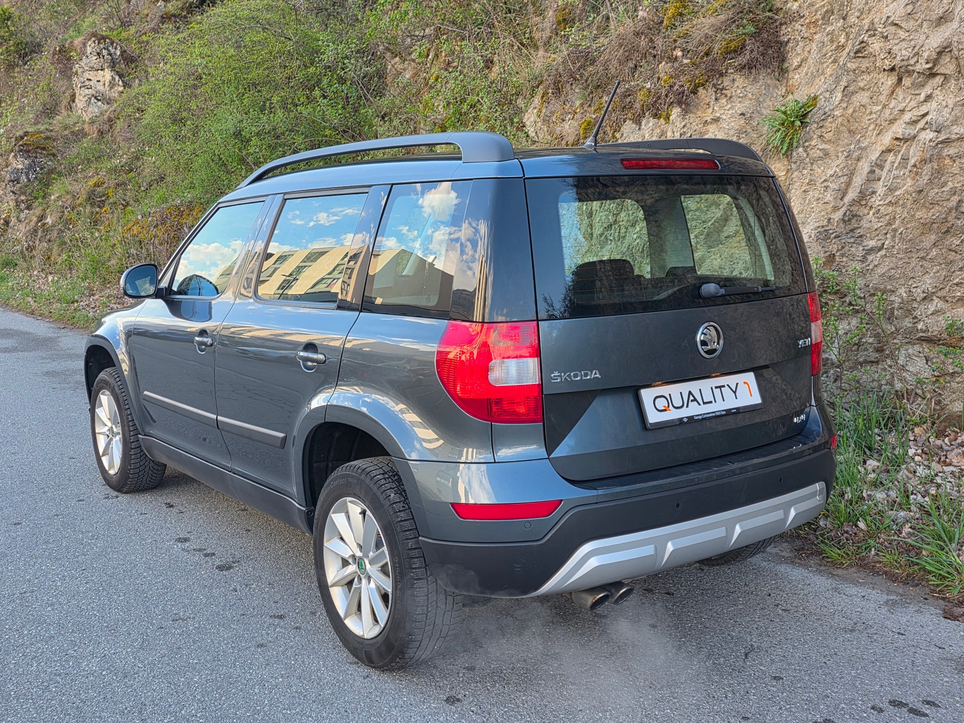 SKODA Yeti 1.4 TSI Ambition Outdoor 4x4-image-2