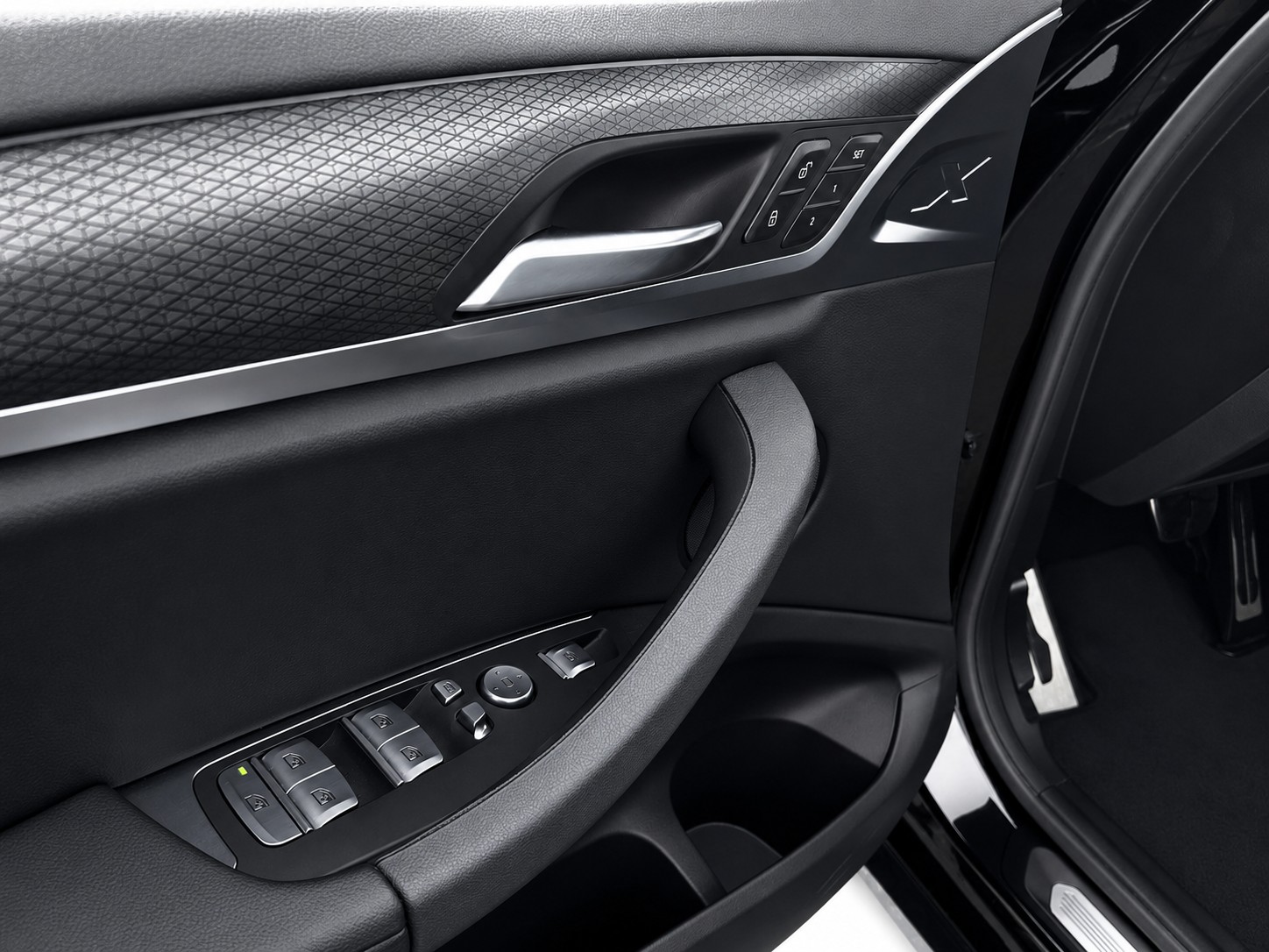 BMW X3 M40i M-SPORT CH FAHRZEUG-image-25