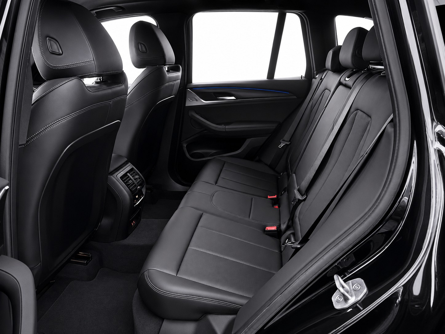 BMW X3 M40i M-SPORT CH FAHRZEUG-image-15