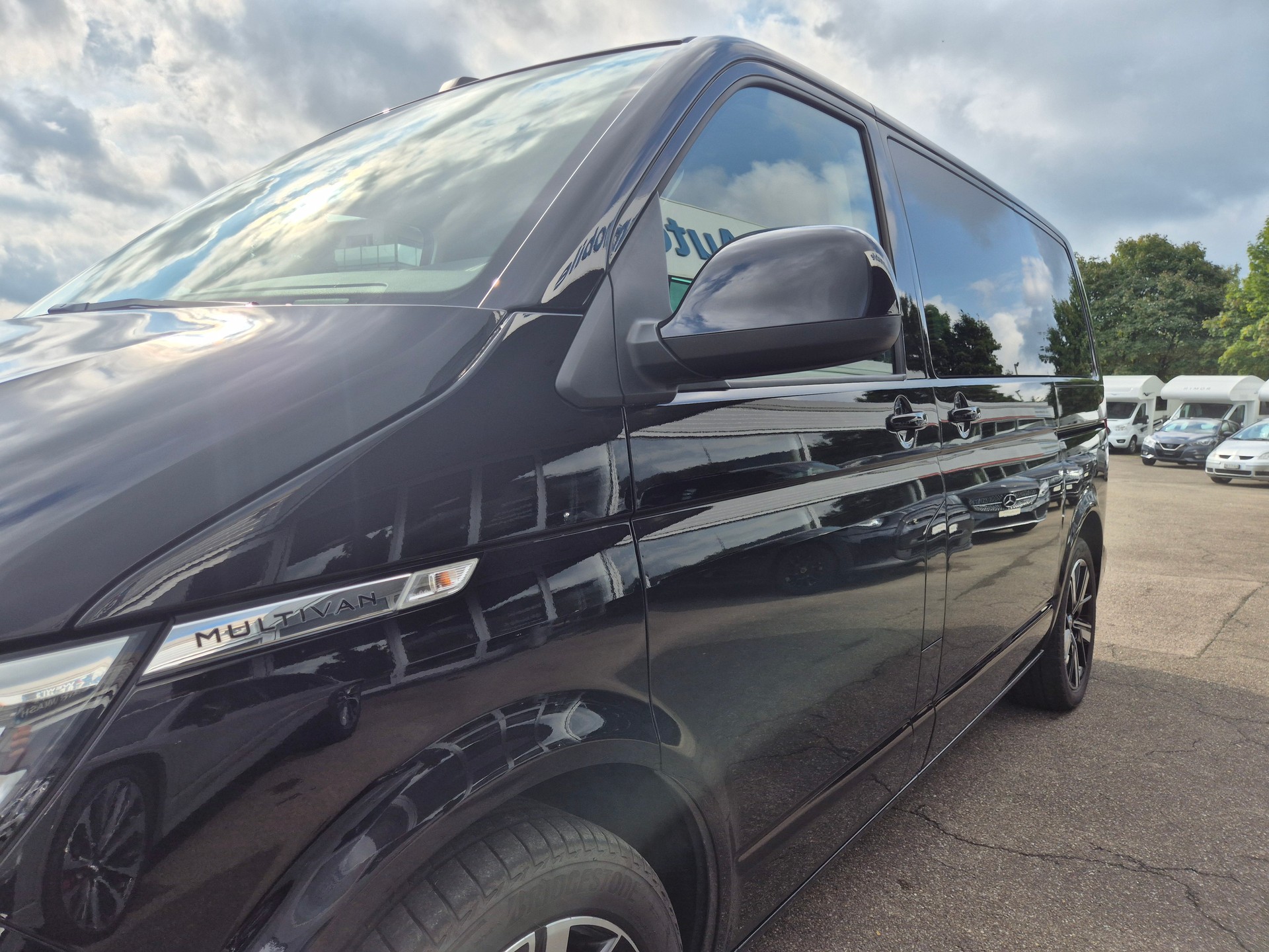 VW T6.1 Multivan 2.0 Bi-TDI Comfortline 4Motion DSG-image-8