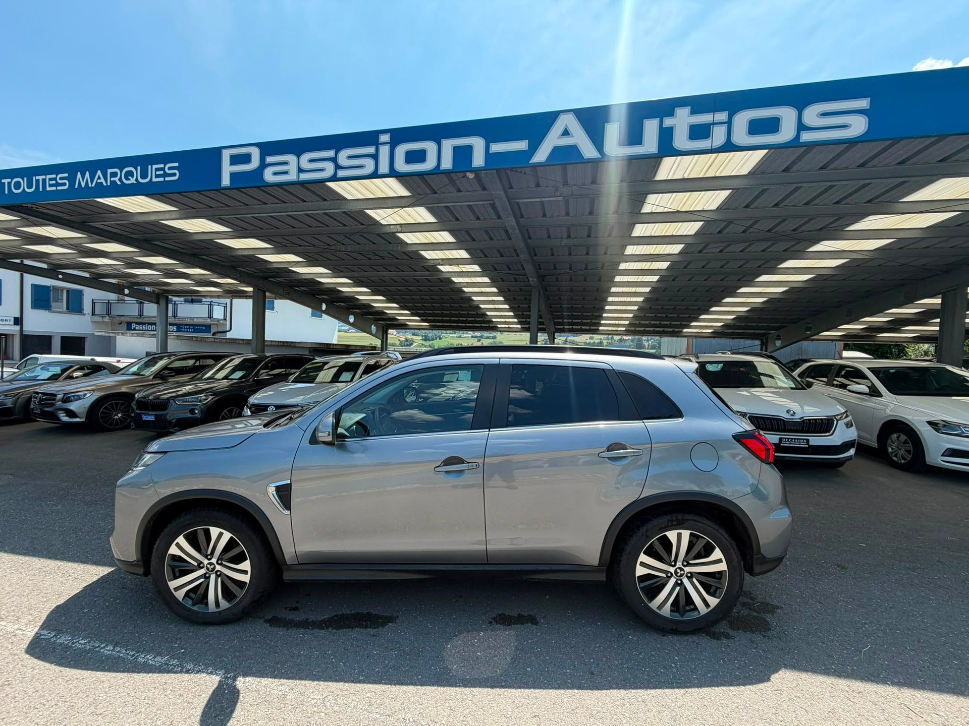 MITSUBISHI ASX 2.0 Diamond Swiss 4WD Automat-image-2