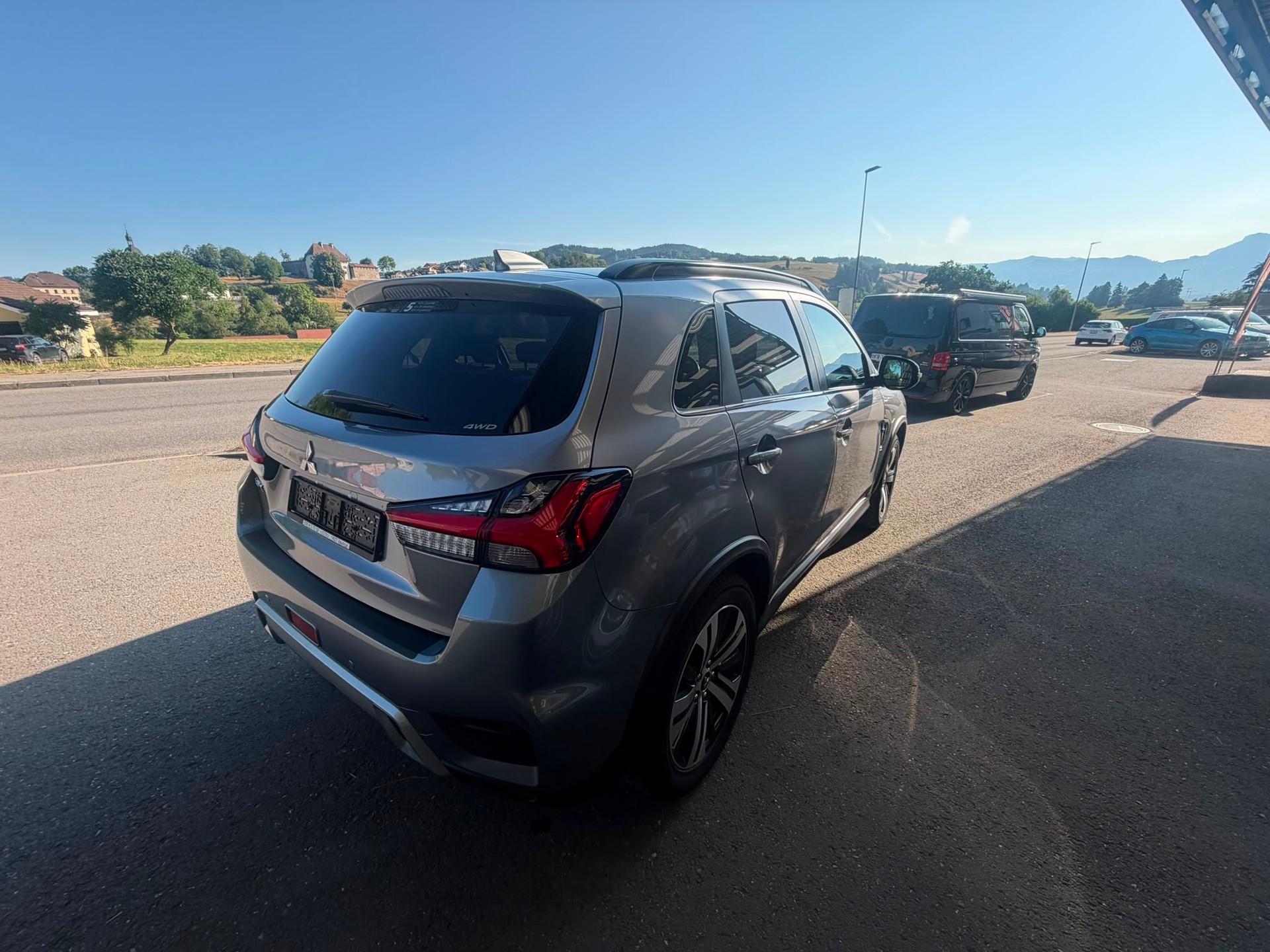 MITSUBISHI ASX 2.0 Diamond Swiss 4WD Automat-image-7