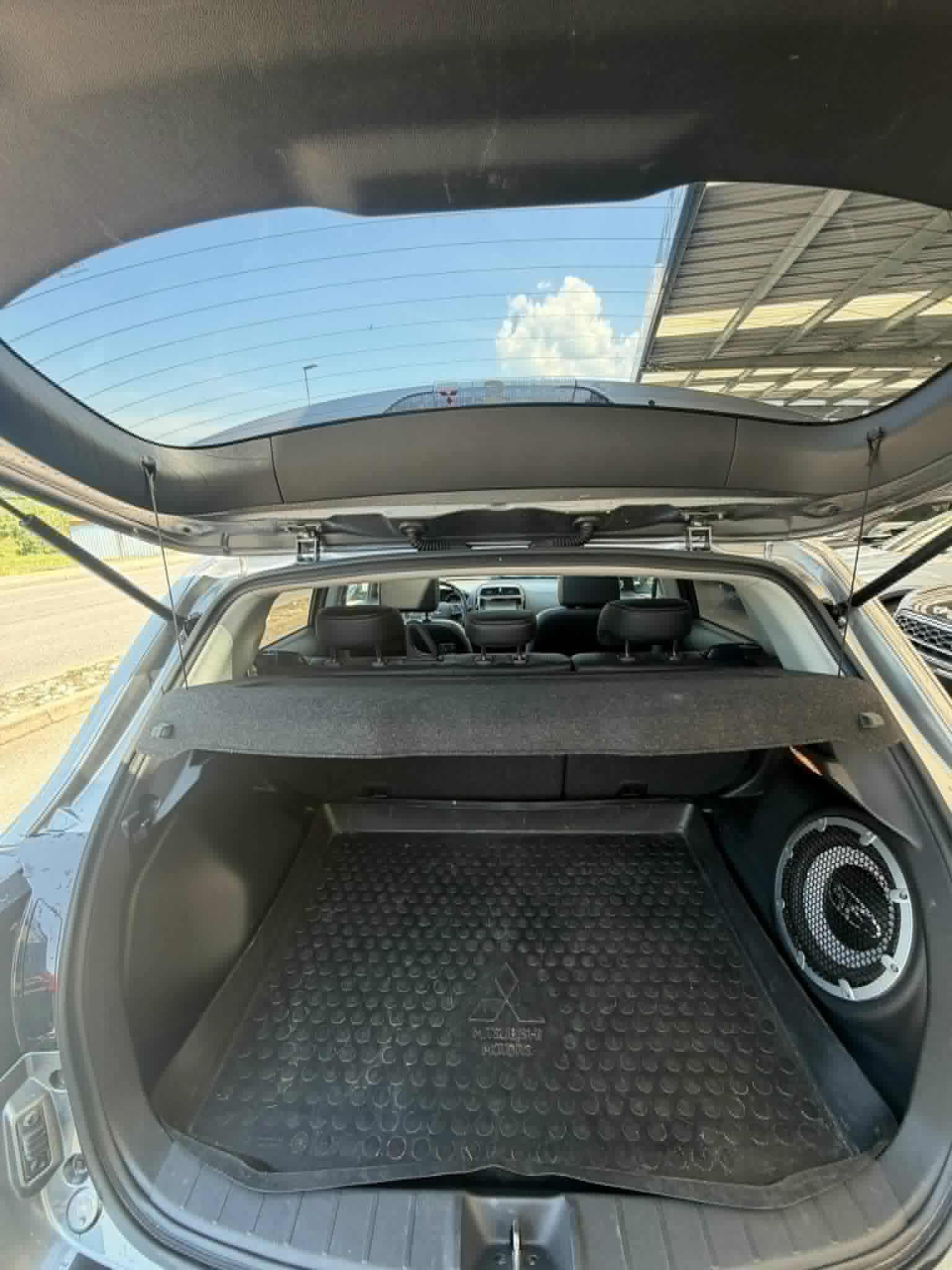 MITSUBISHI ASX 2.0 Diamond Swiss 4WD Automat-image-12