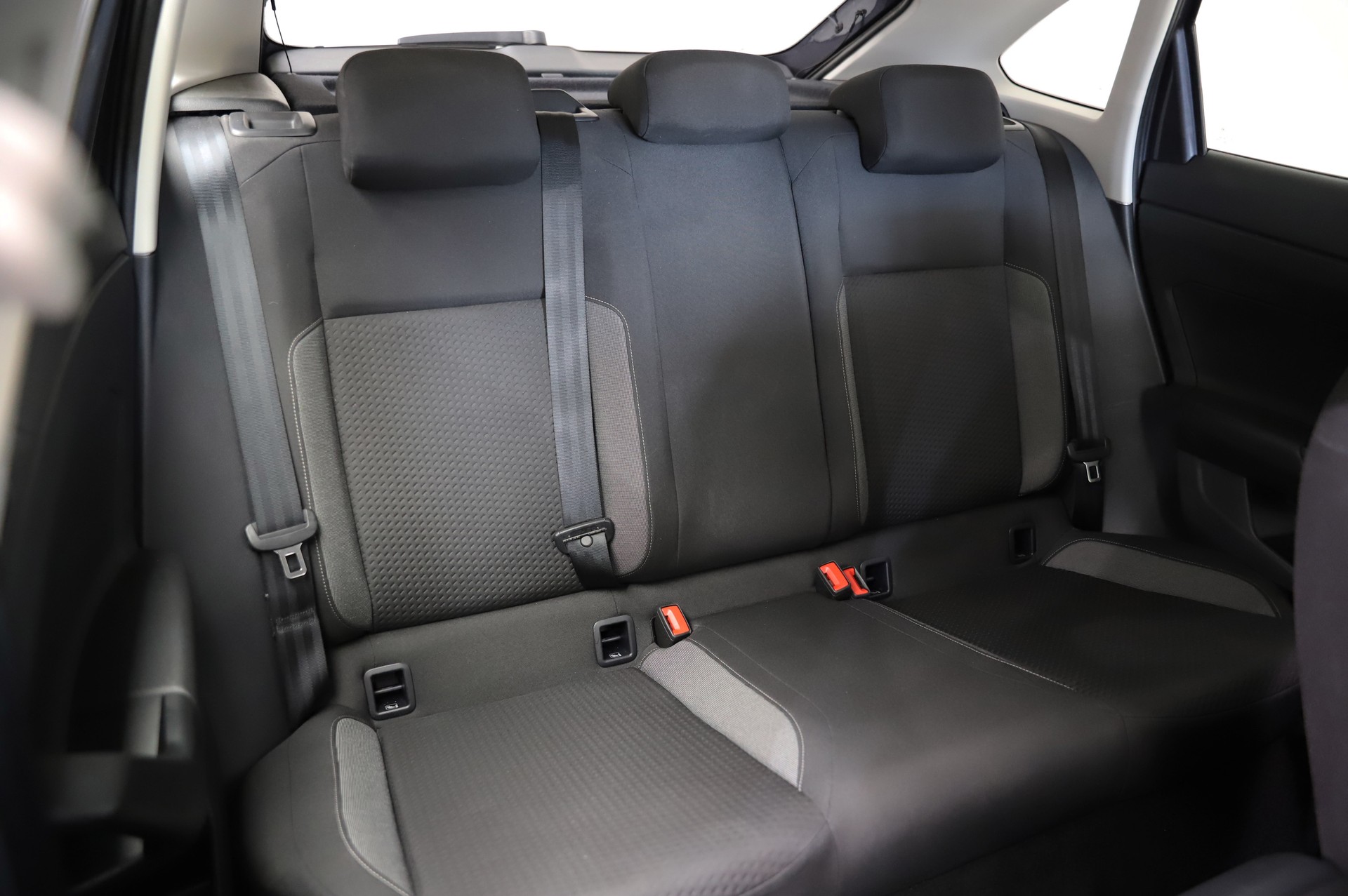 VW Taigo 1.0 TSI Life-image-10