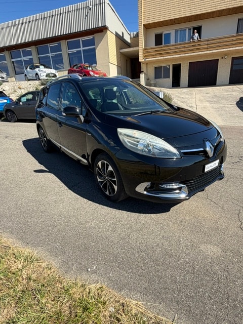RENAULT Grand Scénic 1.2 16V Turbo Swiss Edition-image-9