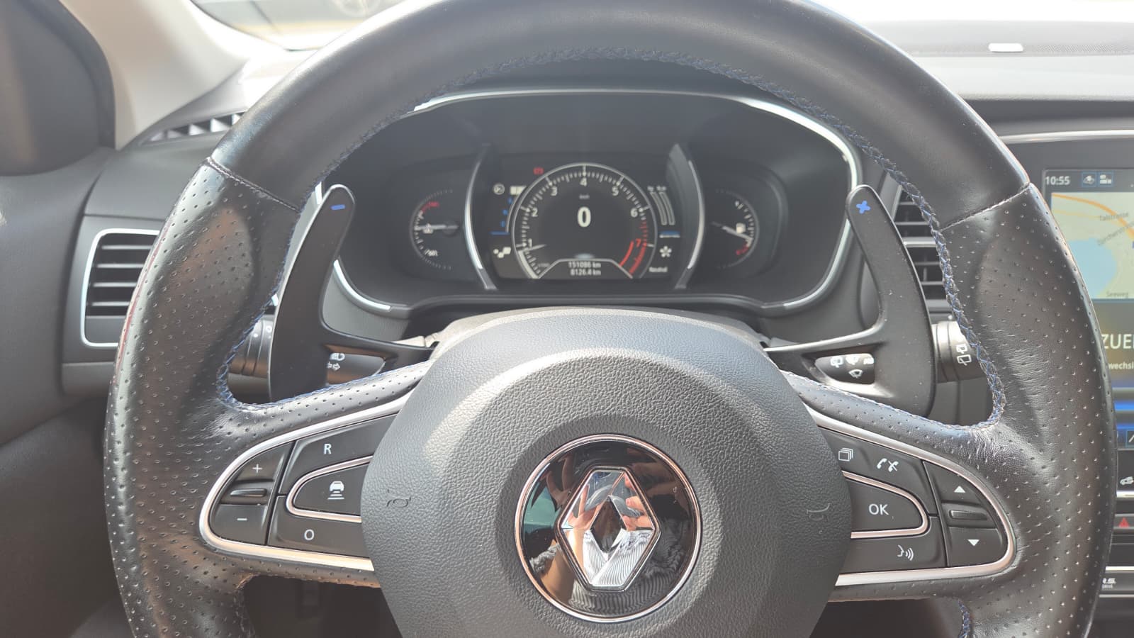 RENAULT Mégane 1.6 16V Turbo Sport GT EDC-image-10