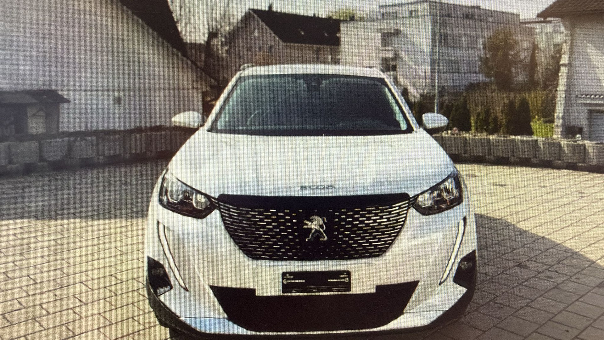 PEUGEOT 1.2 PureTech 130 Active Pack-image-1