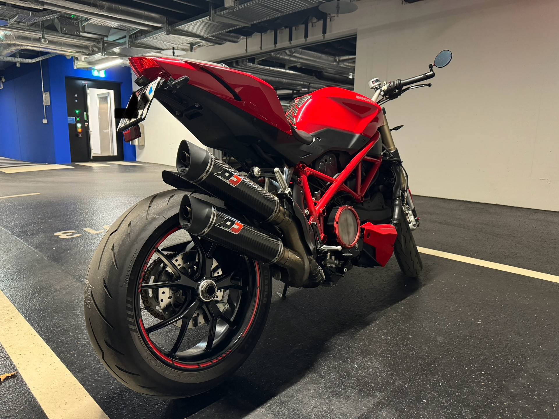 DUCATI Streetfighter 848-image-3