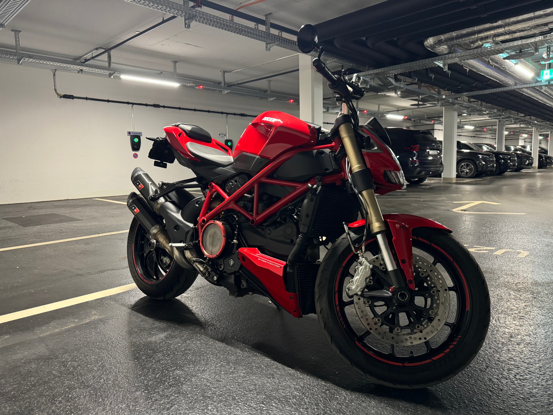 DUCATI Streetfighter 848-image-1