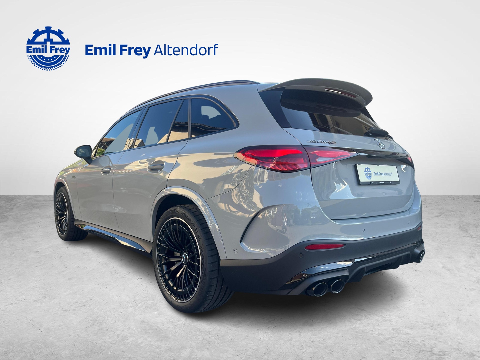 MERCEDES-BENZ AMG GLC 53 4MATIC+-showroom-element-2